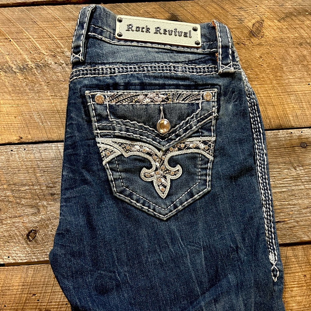 Rock Revival Easy Crop Chloee